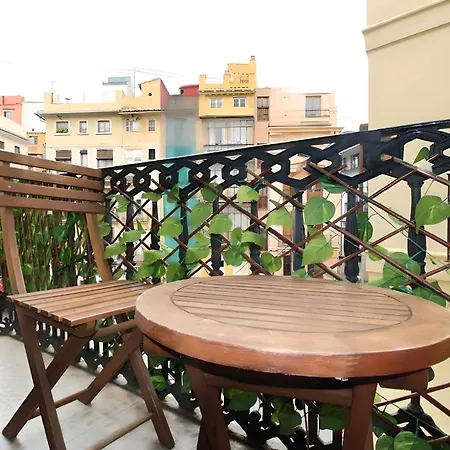Apartamento Reformado Cerca De La Plaza Redonda Valencia Exterior photo